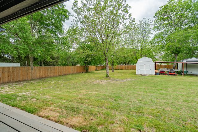 813 Live Oak Street, Royse City, TX 75189