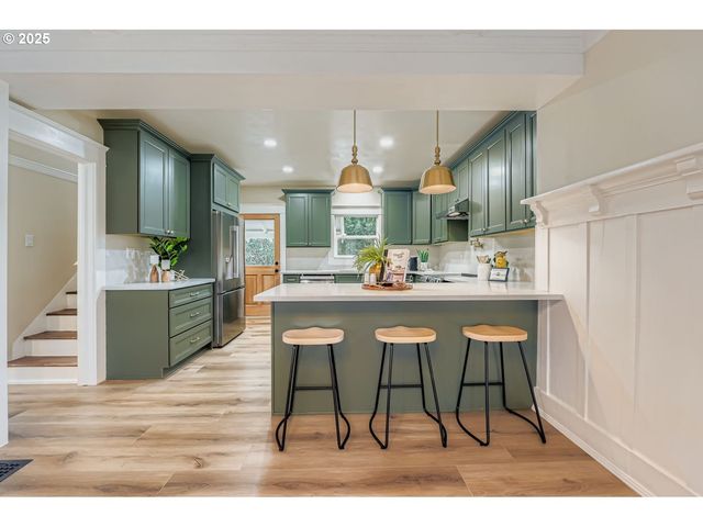 3015 Se GLADSTONE St, Portland, OR 97202