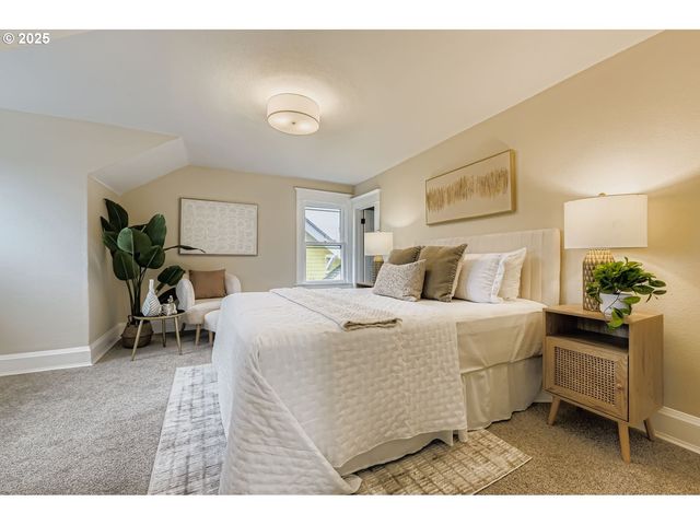 3015 Se GLADSTONE St, Portland, OR 97202