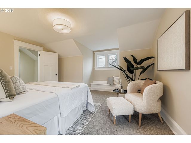 3015 Se GLADSTONE St, Portland, OR 97202