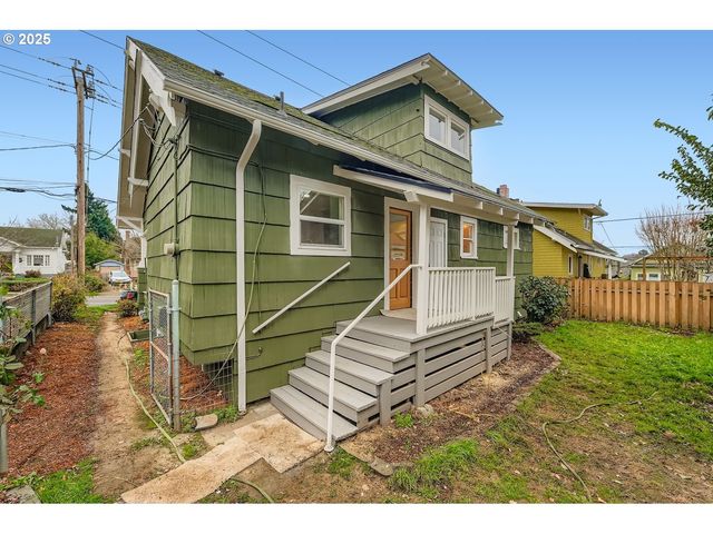 3015 Se GLADSTONE St, Portland, OR 97202