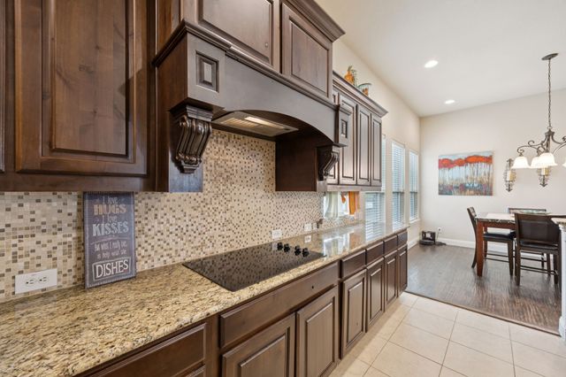 235 Bearclaw Circle, Aledo, TX 76008