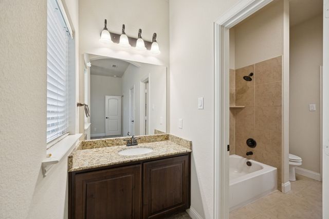 235 Bearclaw Circle, Aledo, TX 76008