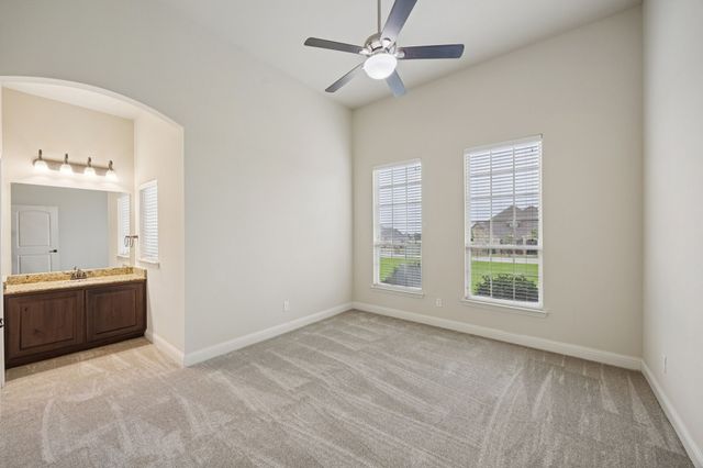 235 Bearclaw Circle, Aledo, TX 76008