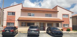 7777 W 29th Ln 202-33, Hialeah, FL 33018
