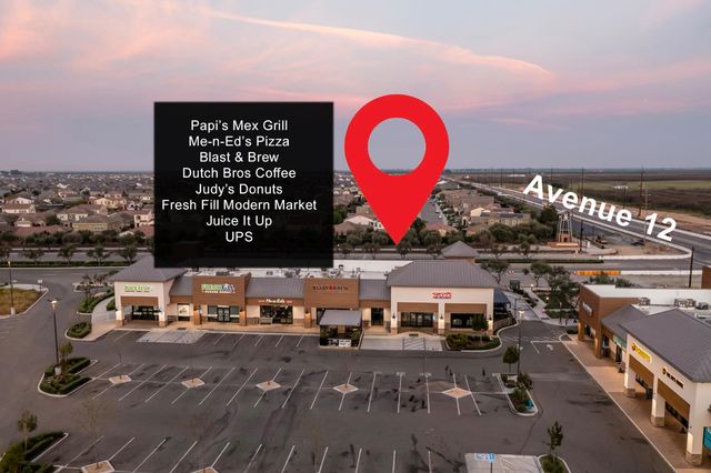 998 Ponderosa Way W, Madera, CA 93636