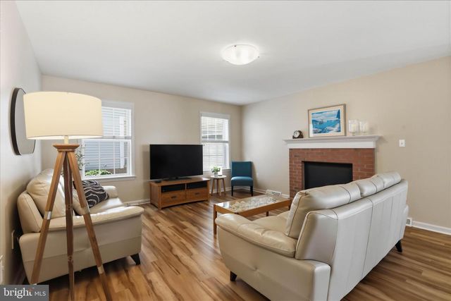 533 THORNBERRY LN, Lititz, PA 17543