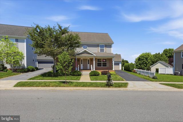 533 THORNBERRY LN, Lititz, PA 17543