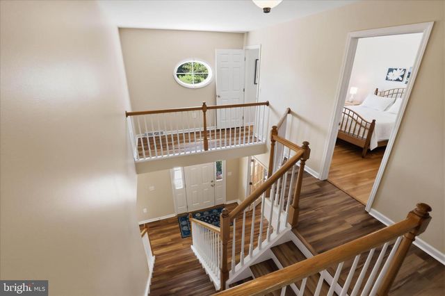 533 THORNBERRY LN, Lititz, PA 17543