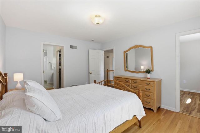 533 THORNBERRY LN, Lititz, PA 17543