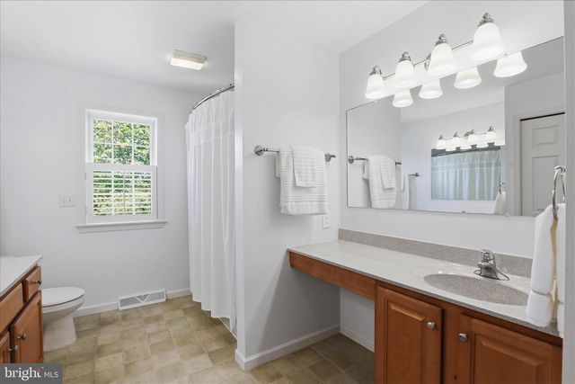 533 THORNBERRY LN, Lititz, PA 17543