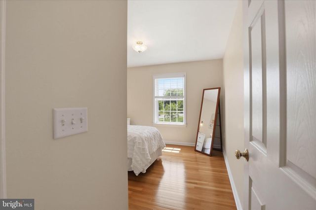 533 THORNBERRY LN, Lititz, PA 17543