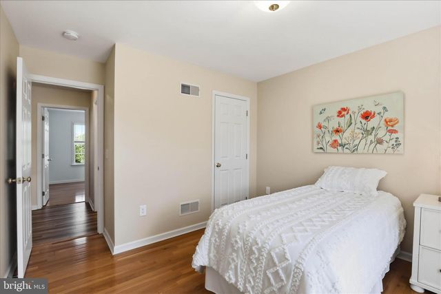 533 THORNBERRY LN, Lititz, PA 17543
