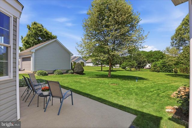 533 THORNBERRY LN, Lititz, PA 17543