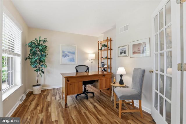 533 THORNBERRY LN, Lititz, PA 17543