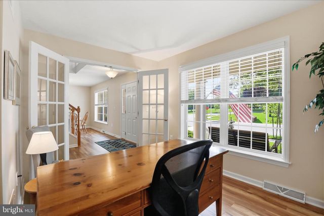 533 THORNBERRY LN, Lititz, PA 17543