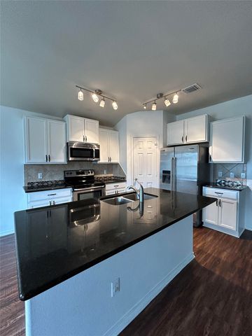 2813 Gilchrist Drive, Waco, TX 76655