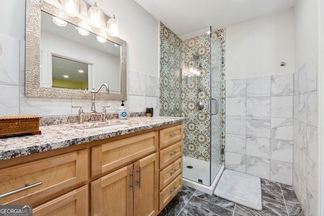190 Willow Lake Lane, Sharpsburg, GA 30277