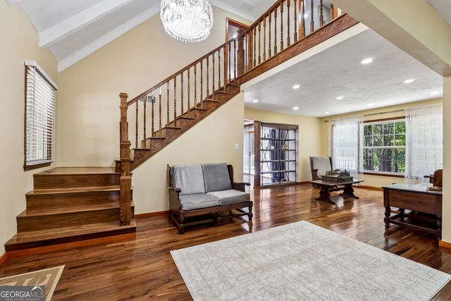 190 Willow Lake Lane, Sharpsburg, GA 30277