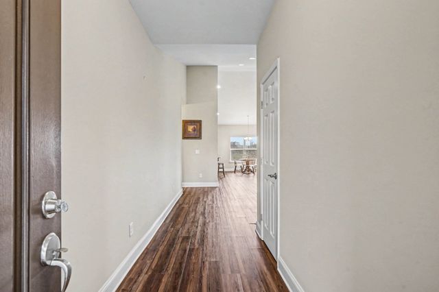 1004 Waterstone Dr, Lebanon, TN 37090