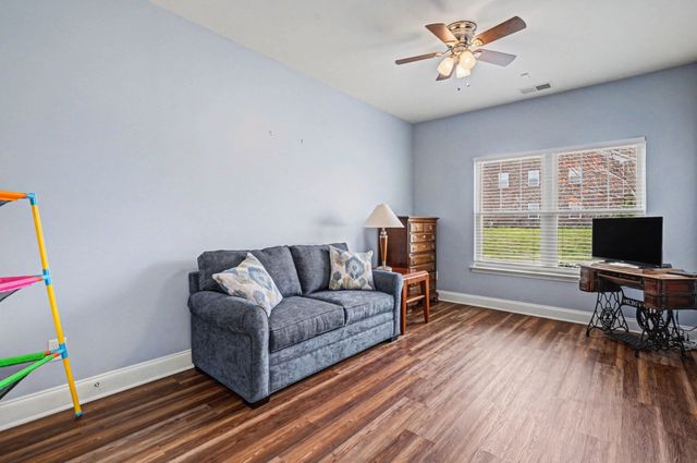 1004 Waterstone Dr, Lebanon, TN 37090