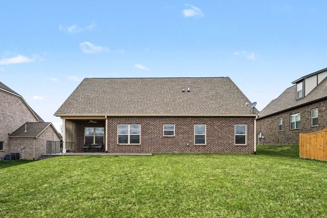 1004 Waterstone Dr, Lebanon, TN 37090