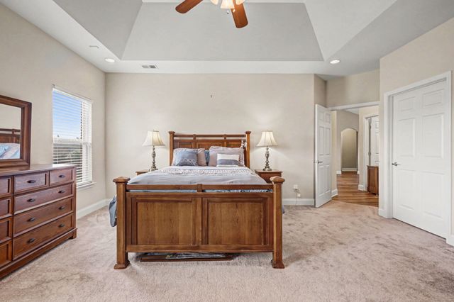 1004 Waterstone Dr, Lebanon, TN 37090