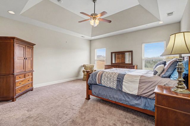 1004 Waterstone Dr, Lebanon, TN 37090