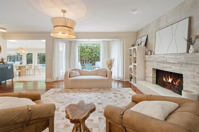 425 Red Jacket Way, Alpharetta, GA 30005