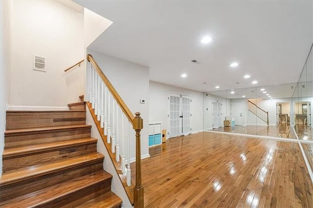 425 Red Jacket Way, Alpharetta, GA 30005