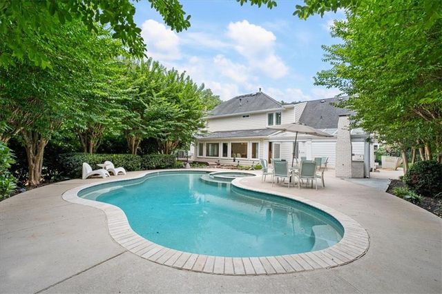 425 Red Jacket Way, Alpharetta, GA 30005