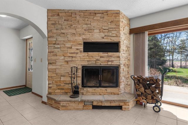 10 N KURT AVENUE, Appleton, WI 54913