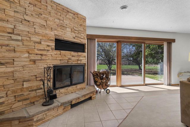 10 N KURT AVENUE, Appleton, WI 54913