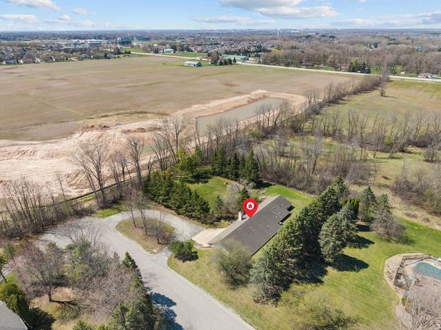 10 N KURT AVENUE, Appleton, WI 54913