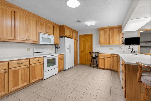 10 N KURT AVENUE, Appleton, WI 54913