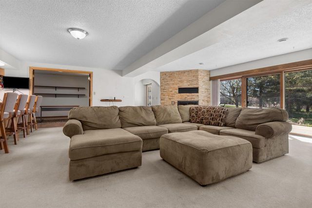 10 N KURT AVENUE, Appleton, WI 54913