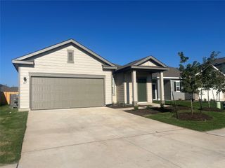 107 Bridgeview DR, Hutto, TX 78634