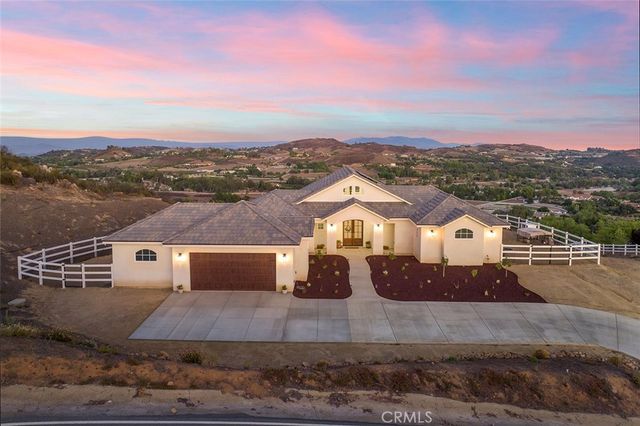 38566 Vista Del Bosque, Murrieta, CA 92562