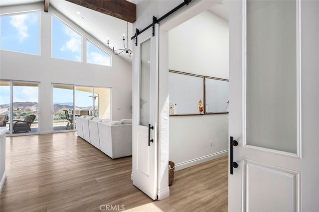 38566 Vista Del Bosque, Murrieta, CA 92562