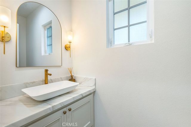 38566 Vista Del Bosque, Murrieta, CA 92562