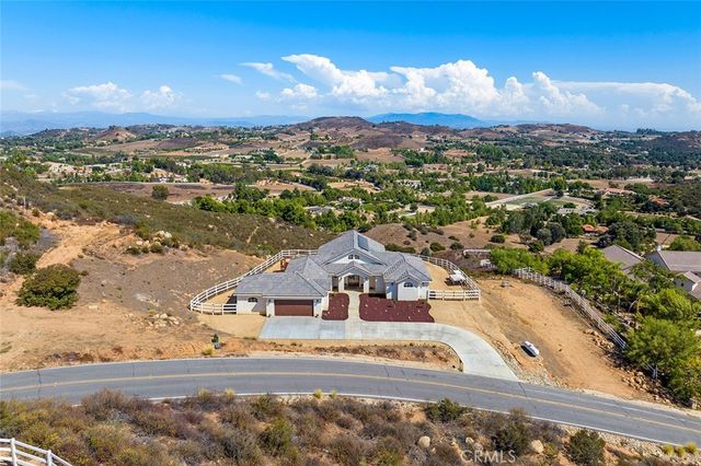 38566 Vista Del Bosque, Murrieta, CA 92562