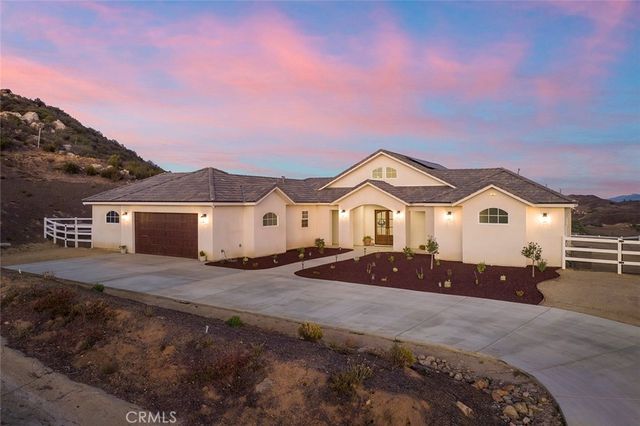 38566 Vista Del Bosque, Murrieta, CA 92562