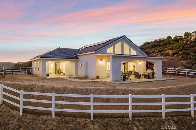 38566 Vista Del Bosque, Murrieta, CA 92562