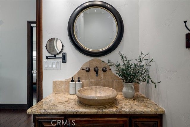 22986 Gray Fox Drive, Canyon Lake, CA 92587