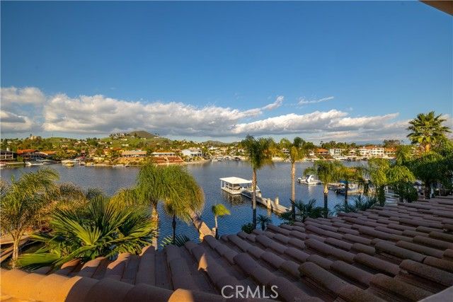 22986 Gray Fox Drive, Canyon Lake, CA 92587