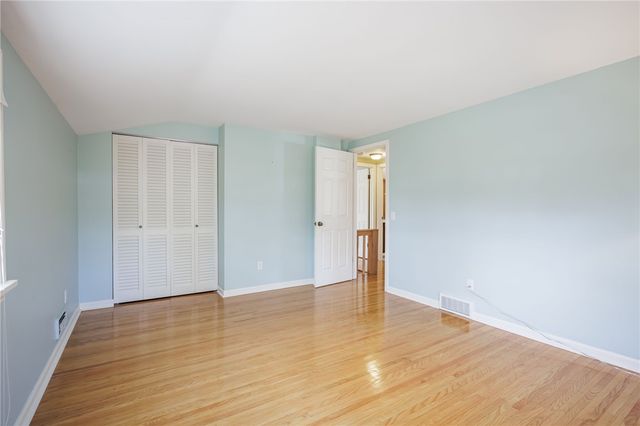 60 San Marie Drive, Irondequoit, NY 14622