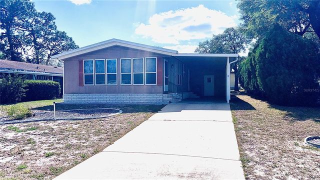 8239 RIDGE DALE AVENUE, Brooksville, FL 34613