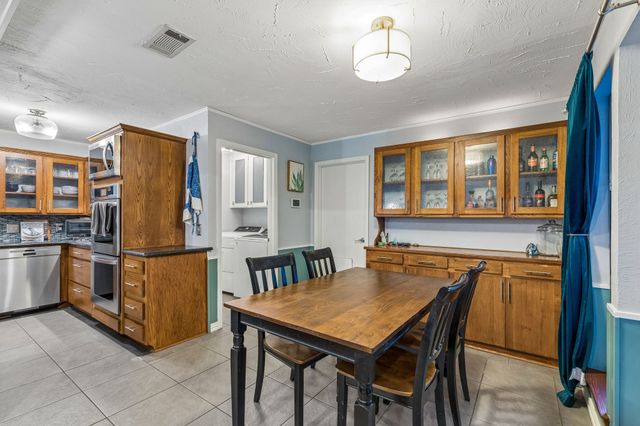 1709 Timbers Drive, Irving, TX 75061