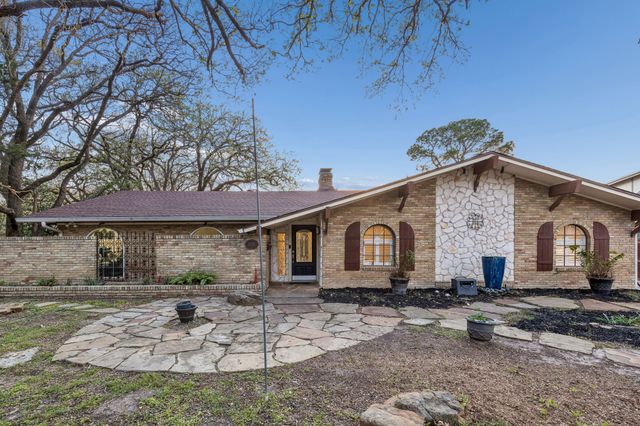 1709 Timbers Drive, Irving, TX 75061