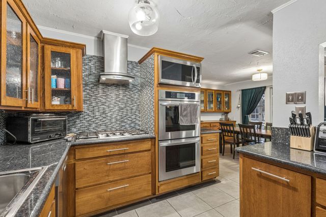 1709 Timbers Drive, Irving, TX 75061